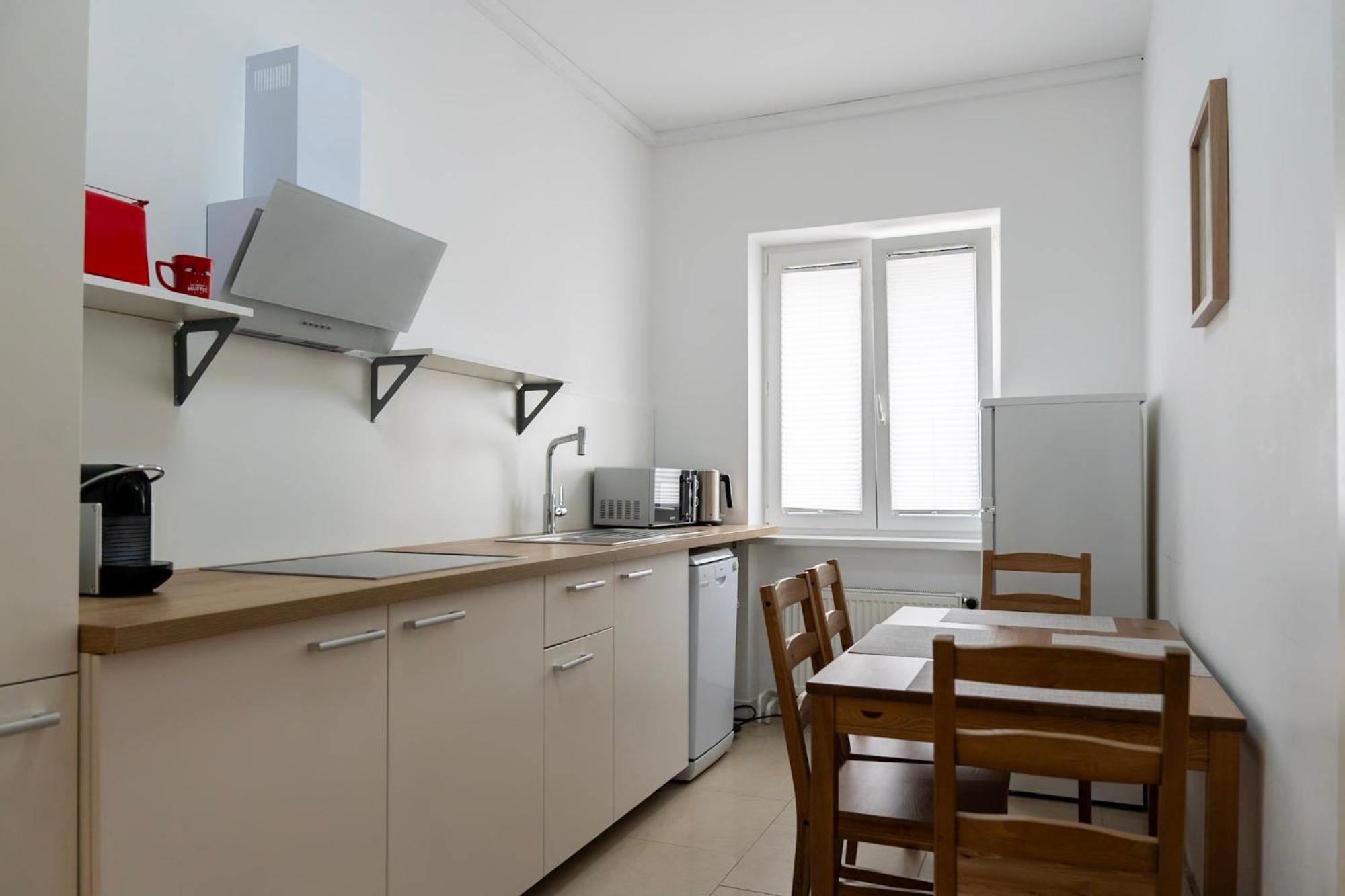Sunny Side - Apartment By Comfort Housing Falkensee Bagian luar foto